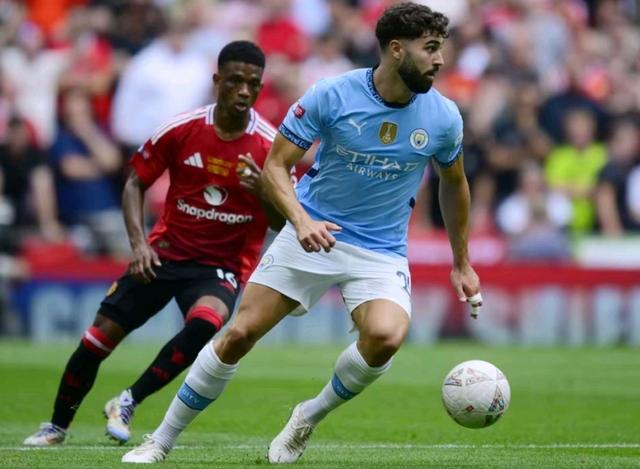 社区盾赛后再迎强敌，曼城豪取连胜，主帅态度：震撼外界，资深球员宣示担当的简单介绍