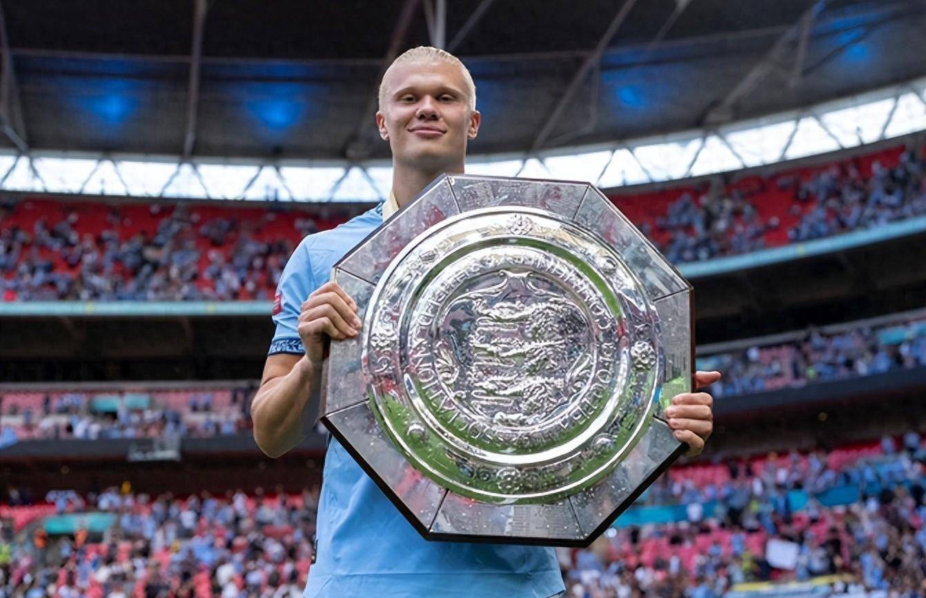 社区盾赛后再迎强敌，曼城豪取连胜，主帅态度：震撼外界，资深球员宣示担当的简单介绍